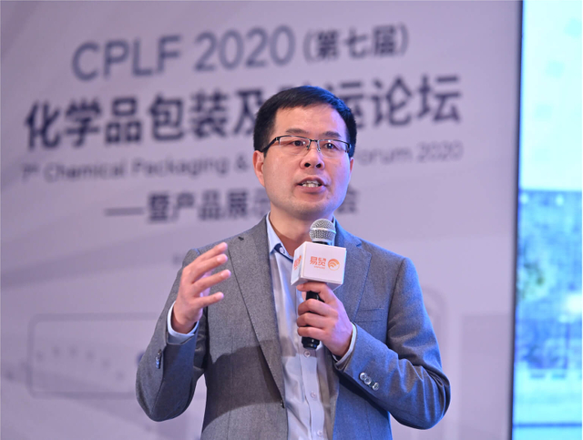 ကျွန်ုပ်တို့၏ 0 န်ထမ်းများ