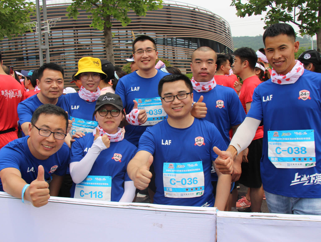 ကျွန်ုပ်တို့၏ 0 န်ထမ်းများ